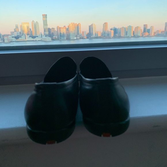 Prada  leather shoes - Picture 3 of 8